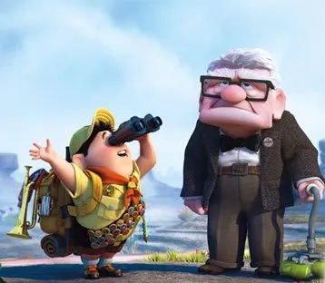 Russell con prismáticos junto a Carl en Up