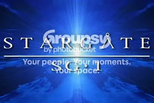 Logo de Stargate SG-1 con el aviso de Photobucket superpuesto